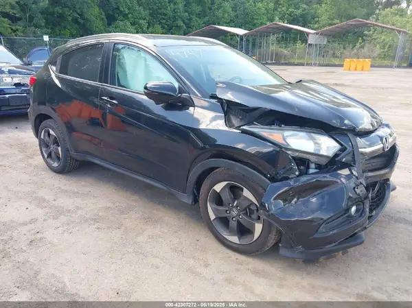 3CZRU5H77JM704747 2018 HONDA HR-V - Image 1