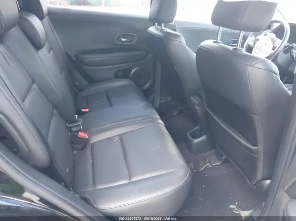 3CZRU5H77JM704747 2018 HONDA HR-V - Image 8