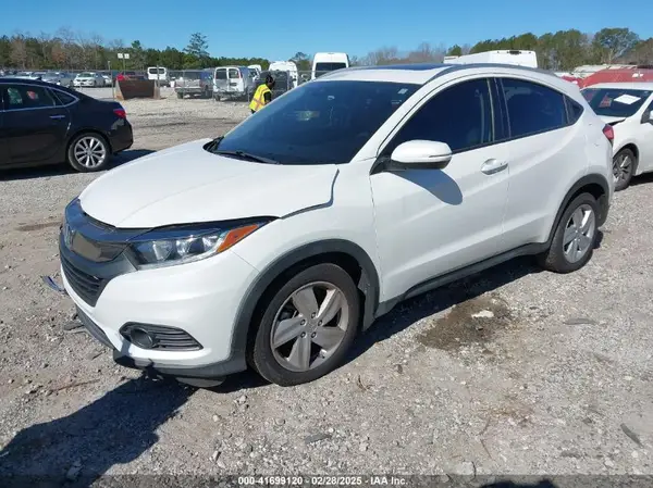 3CZRU5H77KM707021 2019 HONDA HR-V - Image 2