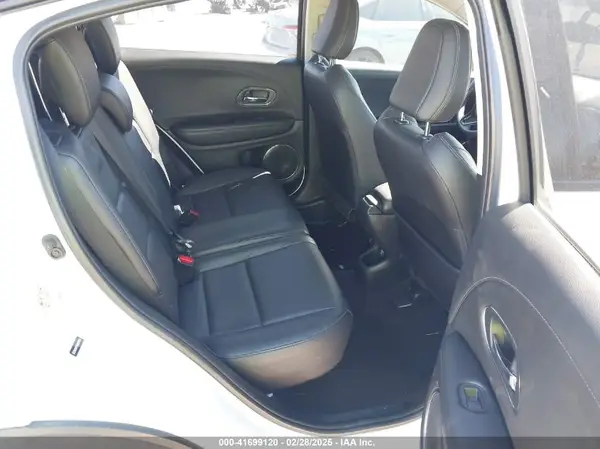 3CZRU5H77KM707021 2019 HONDA HR-V - Image 7