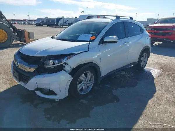 3CZRU5H77KM708296 2019 HONDA HR-V - Image 2