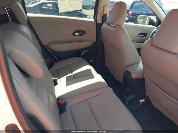 3CZRU5H77KM718441 2019 HONDA HR-V - Image 8