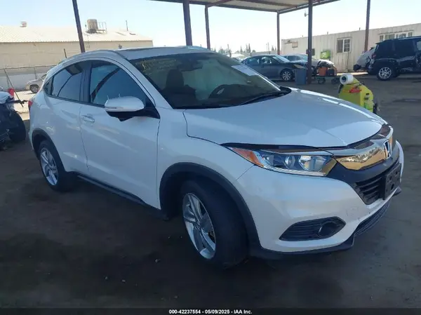 3CZRU5H77KM726796 2019 HONDA HR-V - Image 1