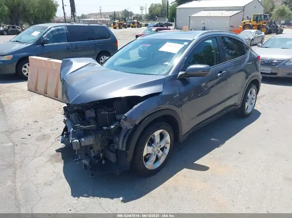 3CZRU5H78GM745185 2016 HONDA HR-V - Image 2