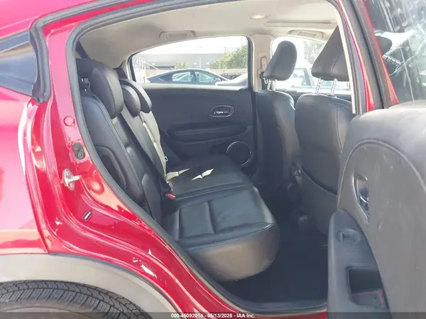 3CZRU5H78HM711345 2017 HONDA HR-V - Image 8