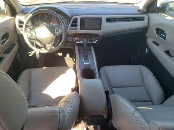 3CZRU5H78HM720028 2017 HONDA HR-V - Image 8