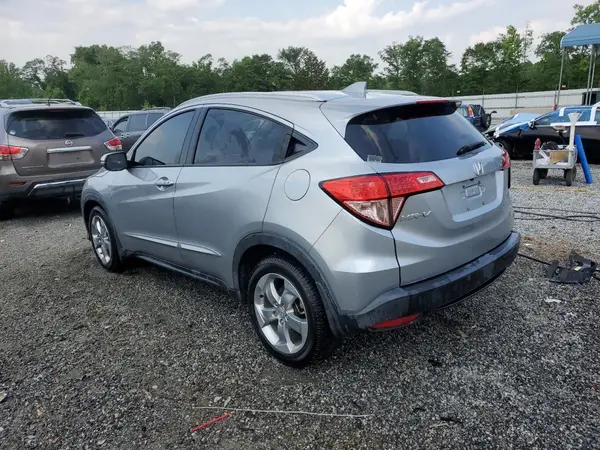 3CZRU5H78HM723107 2017 HONDA HR-V - Image 2