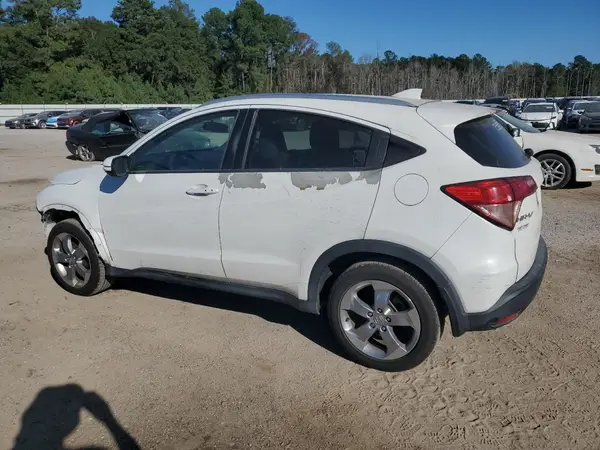 3CZRU5H78HM728193 2017 HONDA HR-V - Image 2