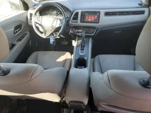 3CZRU5H78HM728193 2017 HONDA HR-V - Image 8