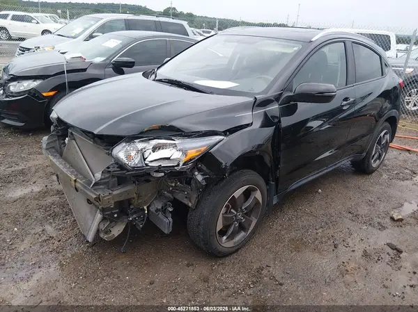 3CZRU5H78JM700769 2018 HONDA HR-V - Image 2