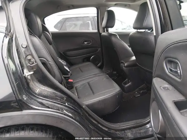 3CZRU5H78JM700769 2018 HONDA HR-V - Image 8