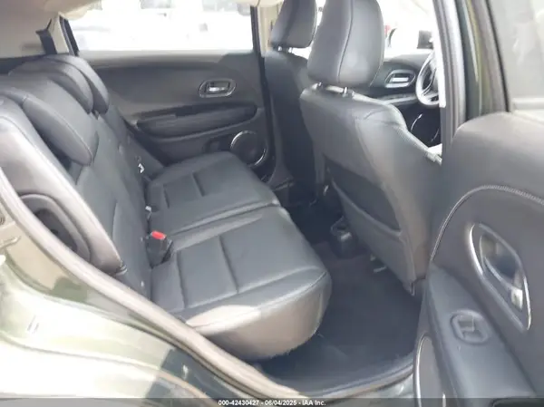 3CZRU5H78JM701453 2018 HONDA HR-V - Image 8