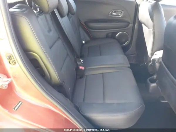 3CZRU5H78KM707562 2019 HONDA HR-V - Image 8