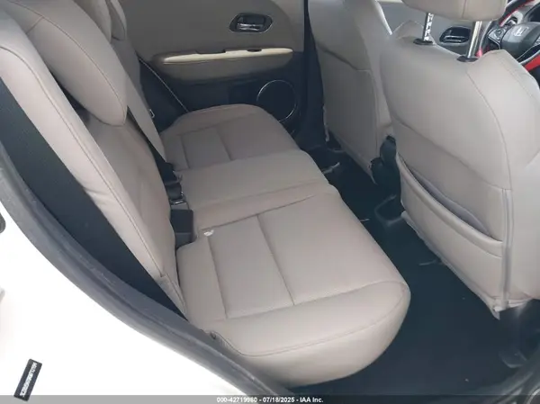 3CZRU5H78KM712194 2019 HONDA HR-V - Image 8