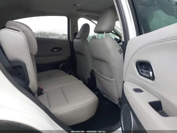3CZRU5H78KM714298 2019 HONDA HR-V - Image 8