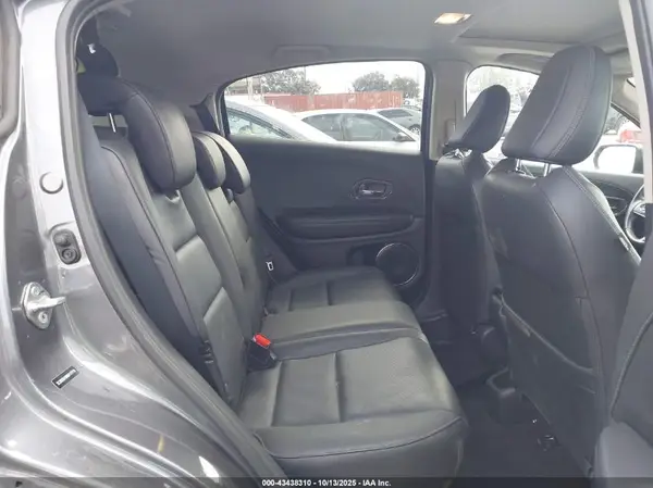3CZRU5H78KM717718 2019 HONDA HR-V - Image 8