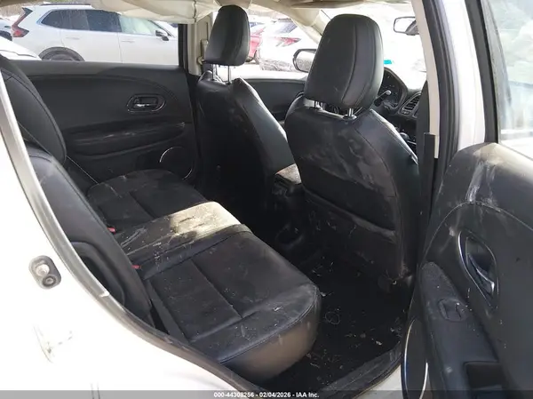3CZRU5H78KM726595 2019 HONDA HR-V - Image 8