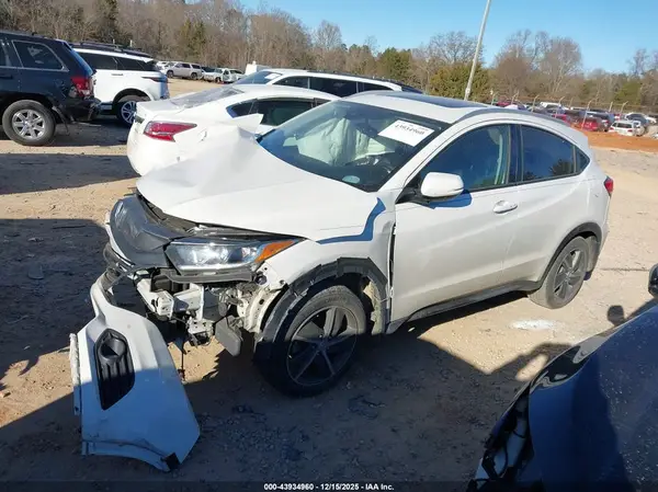 3CZRU5H78MM720234 2021 HONDA HR-V - Image 2