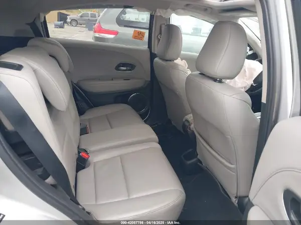 3CZRU5H79GM710445 2016 HONDA HR-V - Image 8