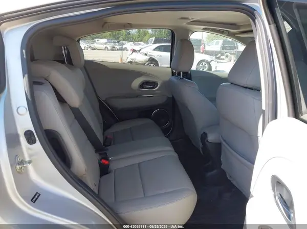 3CZRU5H79GM725303 2016 HONDA HR-V - Image 8