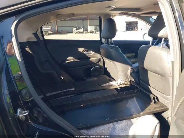 3CZRU5H79GM737306 2016 HONDA HR-V - Image 8