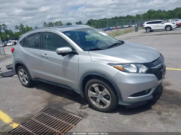 3CZRU5H79GM750119 2016 HONDA HR-V - Image 1