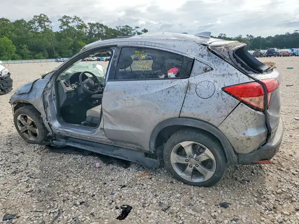 3CZRU5H79HM701035 2017 HONDA HR-V - Image 2