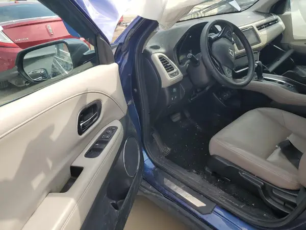 3CZRU5H79HM703979 2017 HONDA HR-V - Image 8