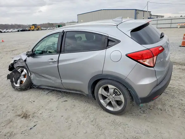 3CZRU5H79HM706798 2017 HONDA HR-V - Image 2