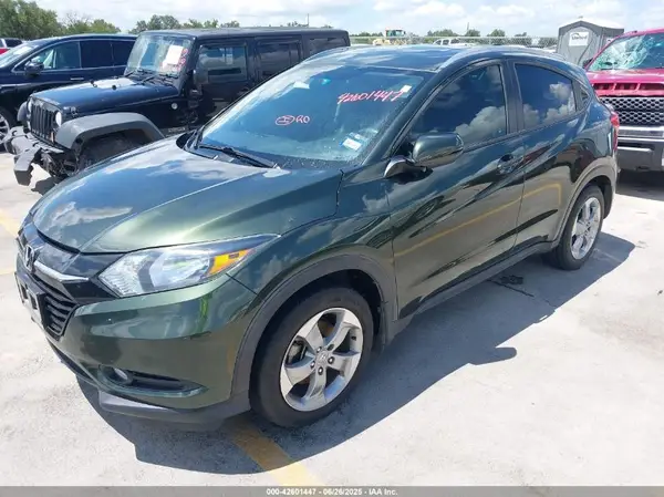 3CZRU5H79HM715162 2017 HONDA HR-V - Image 2