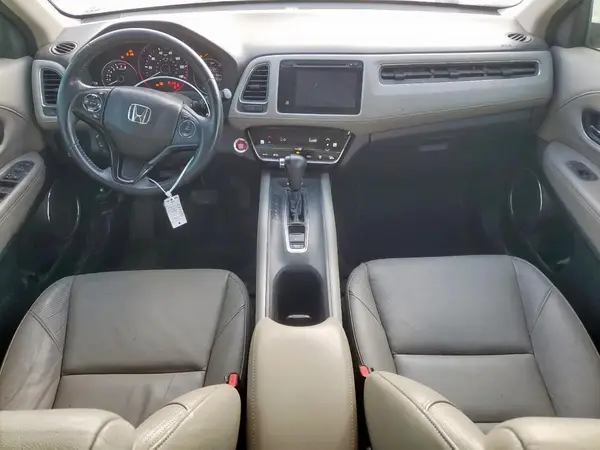 3CZRU5H79HM719017 2017 HONDA HR-V - Image 8