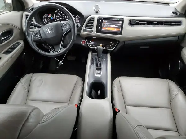 3CZRU5H79HM728462 2017 HONDA HR-V - Image 8
