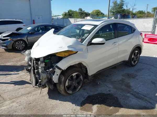 3CZRU5H79JM711778 2018 HONDA HR-V - Image 2