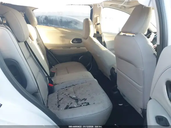 3CZRU5H79KM718408 2019 HONDA HR-V - Image 8