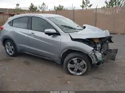 3CZRU5H7XHM715638 2017 HONDA HR-V