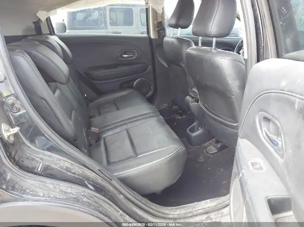 3CZRU5H7XHM716661 2017 HONDA HR-V - Image 8