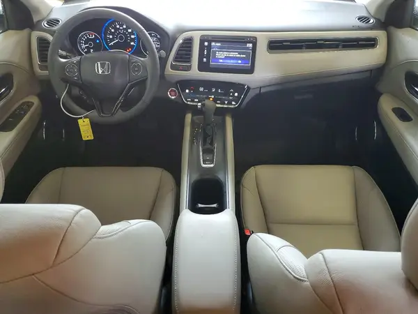 3CZRU5H7XHM723223 2017 HONDA HR-V - Image 8