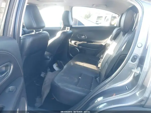 3CZRU5H7XHM726509 2017 HONDA HR-V - Image 8