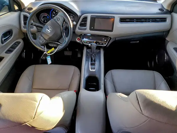 3CZRU5H7XHM728194 2017 HONDA HR-V - Image 8