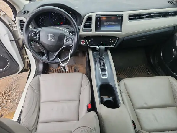 3CZRU5H7XJM717847 2018 HONDA HR-V - Image 8