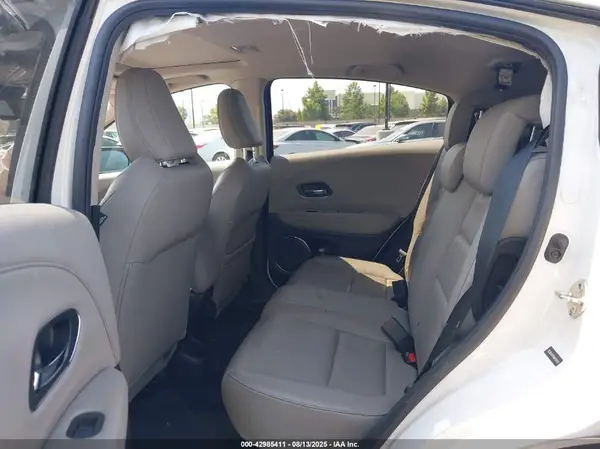 3CZRU5H7XKM704131 2019 HONDA HR-V - Image 8