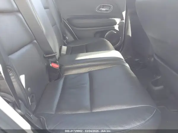 3CZRU5H7XKM708020 2019 HONDA HR-V - Image 8