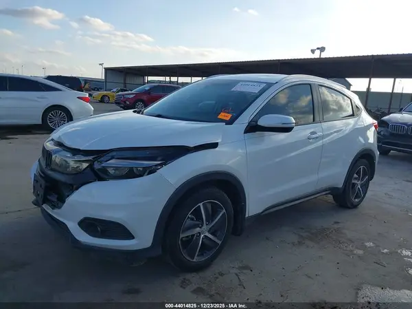 3CZRU5H7XMM709932 2021 HONDA HR-V - Image 2