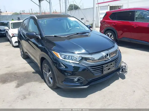3CZRU5H7XNM715585 2022 HONDA HR-V - Image 1