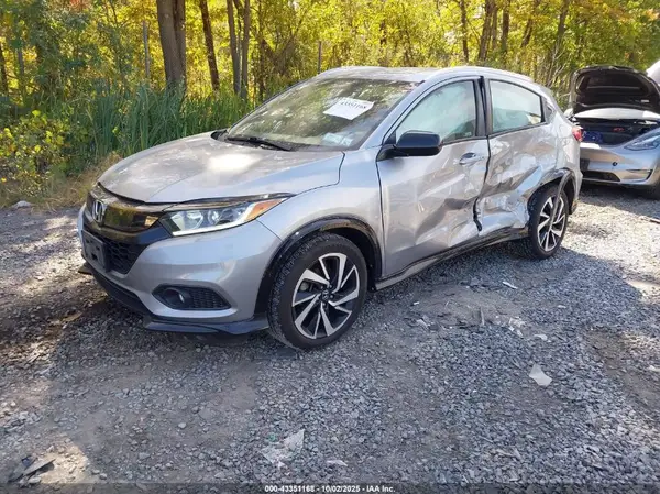 3CZRU6H10KG701447 2019 HONDA HR-V - Image 2