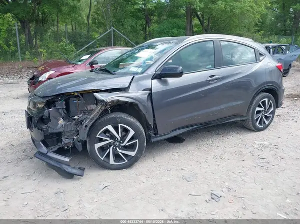 3CZRU6H10KG705627 2019 HONDA HR-V - Image 2