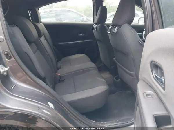 3CZRU6H10KG705627 2019 HONDA HR-V - Image 8