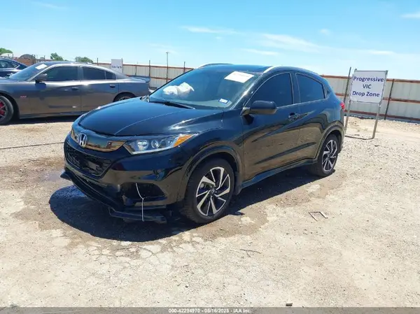 3CZRU6H10KG716952 2019 HONDA HR-V - Image 2