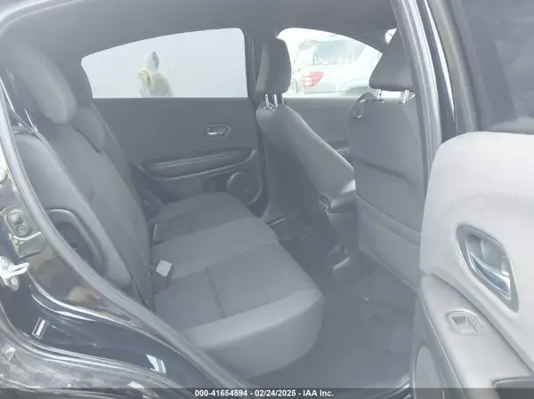 3CZRU6H10KG723416 2019 HONDA HR-V - Image 8