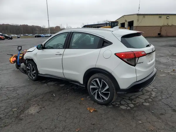 3CZRU6H10KM702938 2019 HONDA HR-V - Image 2
